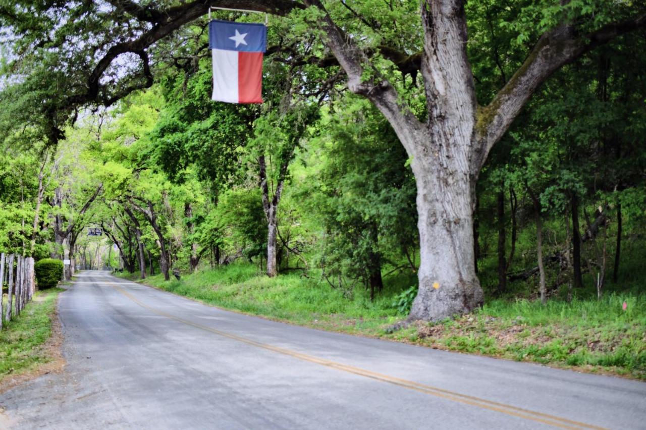 Son'S Guadalupe Glamping Tents - Adorable Riverside Glamping Tents Perfect A Family Getaway! New Braunfels Eksteriør bilde