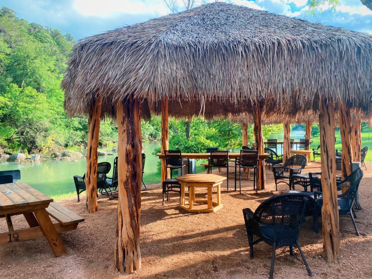 Son'S Guadalupe Glamping Tents - Adorable Riverside Glamping Tents Perfect A Family Getaway! New Braunfels Eksteriør bilde