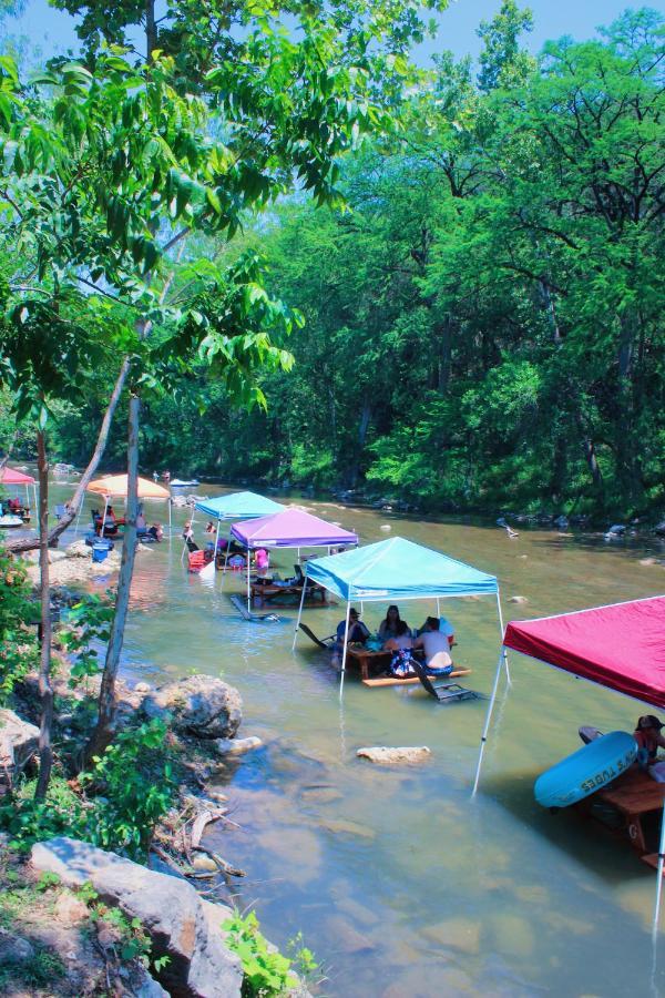 Son'S Guadalupe Glamping Tents - Adorable Riverside Glamping Tents Perfect A Family Getaway! New Braunfels Eksteriør bilde