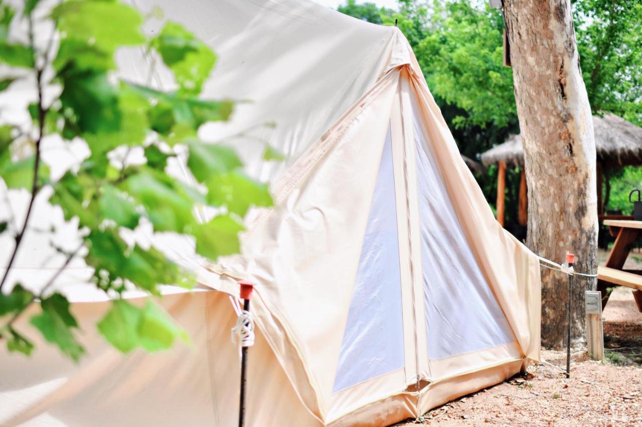 Son'S Guadalupe Glamping Tents - Adorable Riverside Glamping Tents Perfect A Family Getaway! New Braunfels Eksteriør bilde